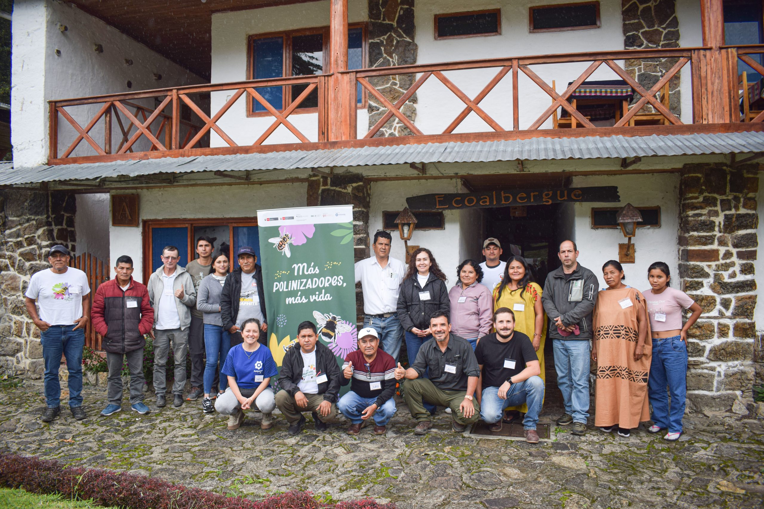 Participants in the basic pilot workshop on meliponiculture.