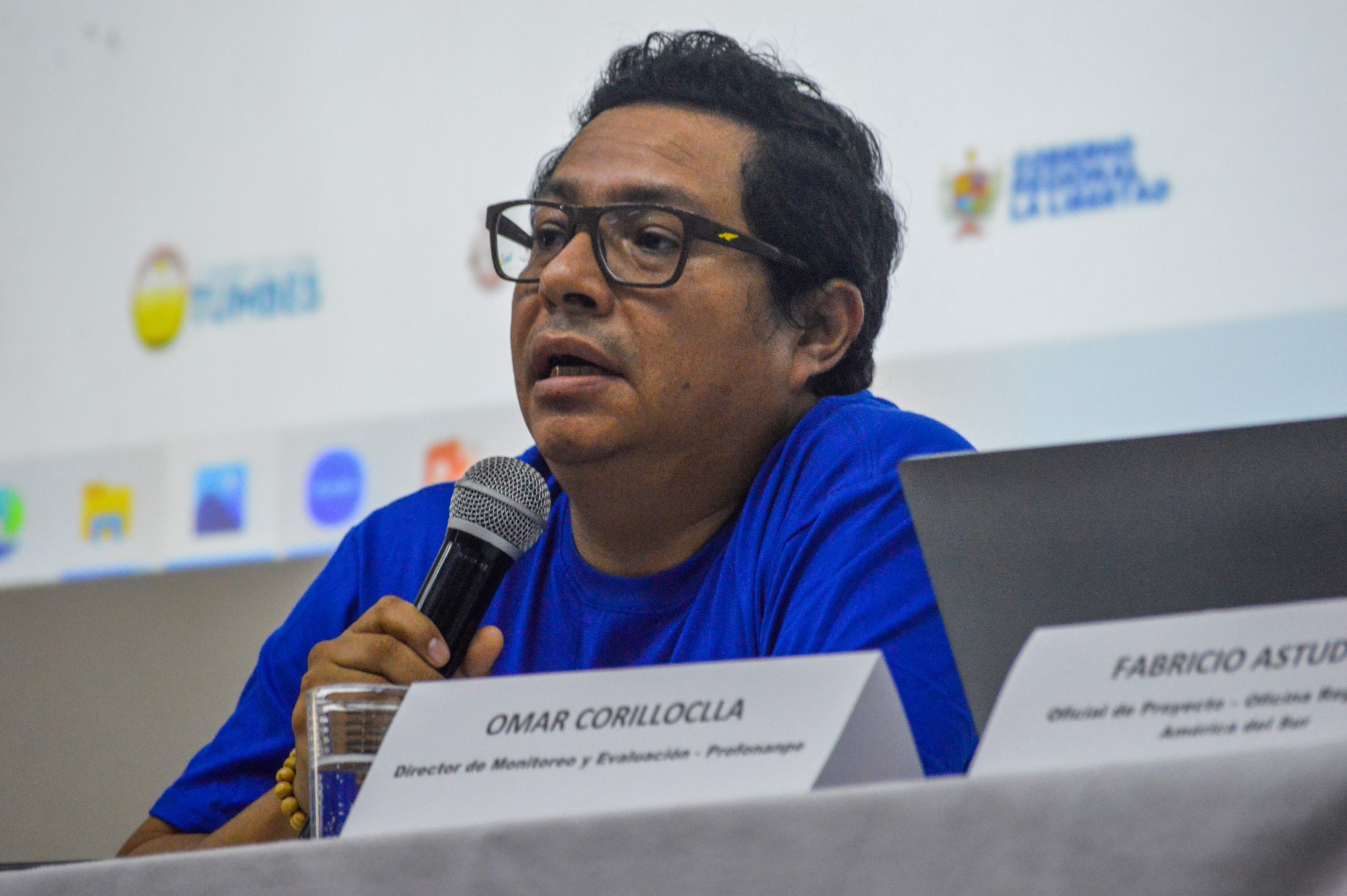 Omar Corilloclla, Director de Monitoreo y Evaluación de Profonanpe comentando la participación de Profonanpe en el proyecto.