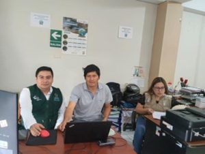 Equipo técnico del Gobierno Regional e IDMA durante jornada de trabajo para la elaboración del Plan Maestro preliminar del ACR Rontoccocha- © IDMA