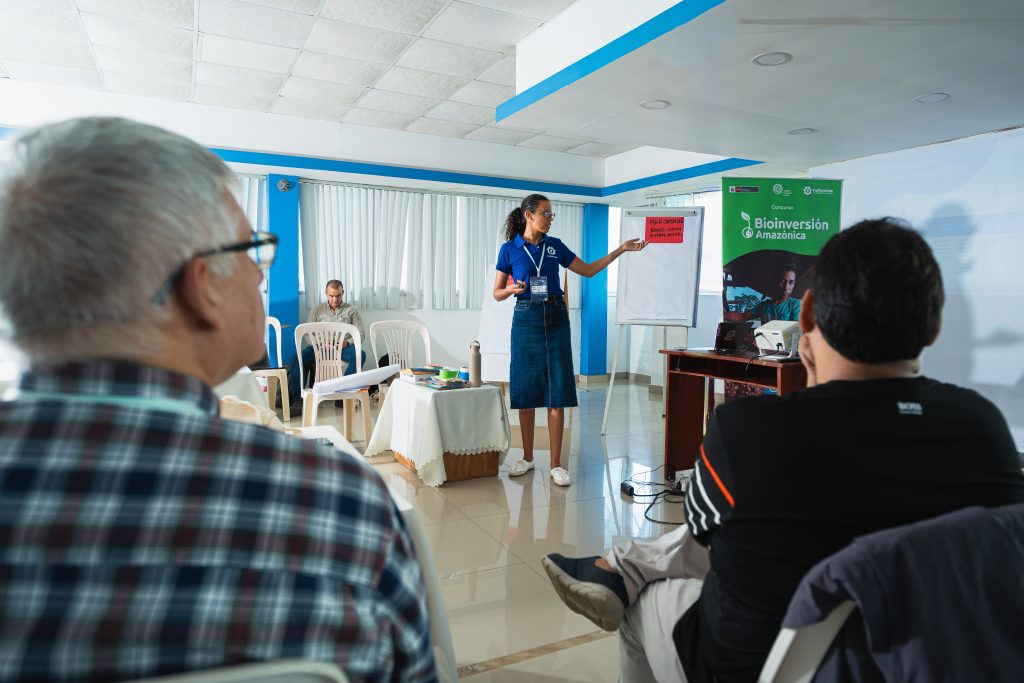 Presentación de proyecto EBBF Amazonía sobre salvaguardas ambientales y sociales a cumplir por parte de los bionegocios ganadores