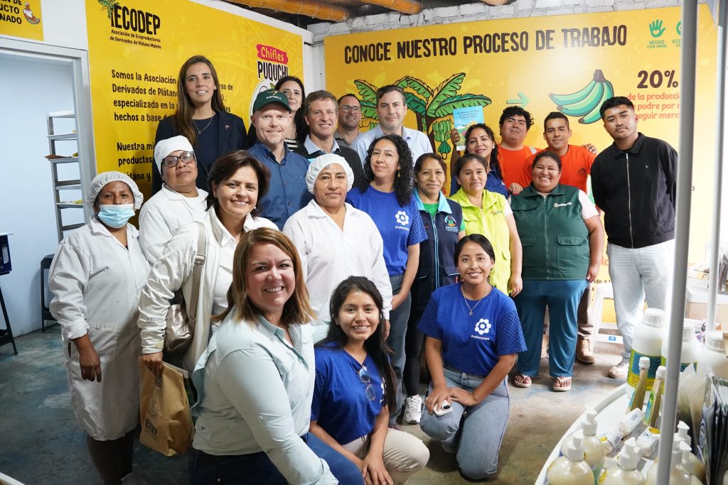 Delegación de Australia, junto a equipo de la Compañía Minera Condestable, Profonanpe y econegocios impulsados por Mala Sostenible.