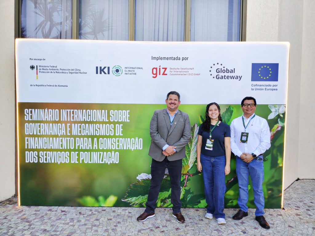 Representantes de Profonanpe durante el seminario internacional