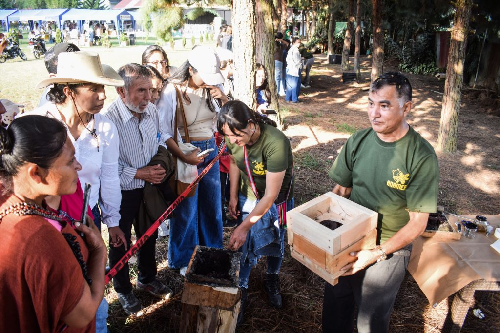 Práctica en campo desarrollada durante el encuentro. 